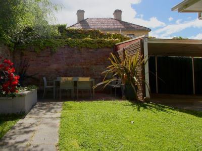 Grosvenor Court Aparthotel Hobart